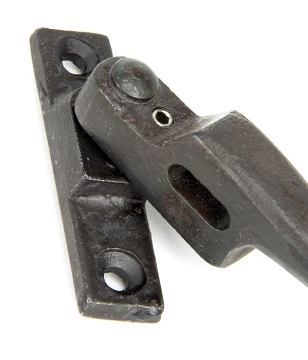 Right-Handed Locking Night-Vent Monkeytail Fastener