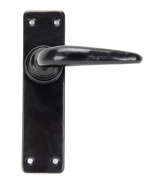 Smooth Lever Latch Set