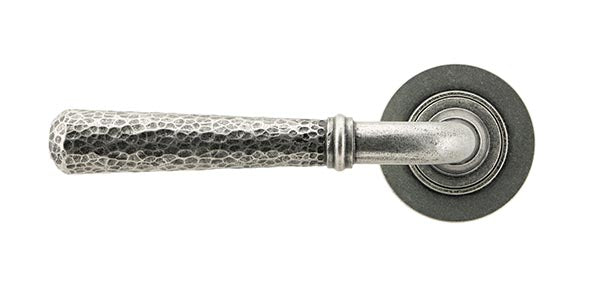 Hammered Newbury Lever on Rose Set Plain Rose (Sprung)