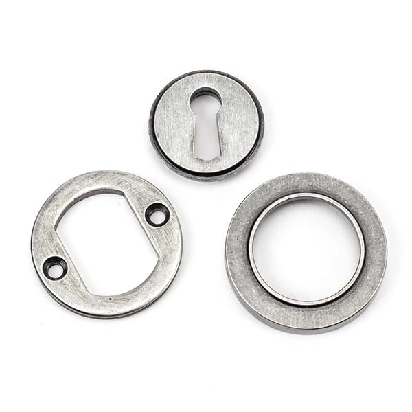 Round Escutcheon Plain