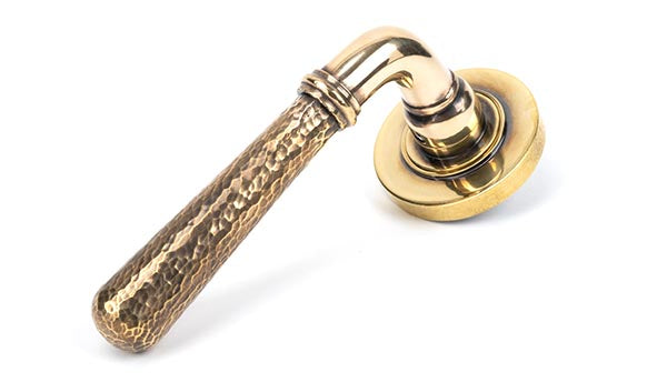 Hammered Newbury Lever on Rose Set Plain Rose (Sprung)