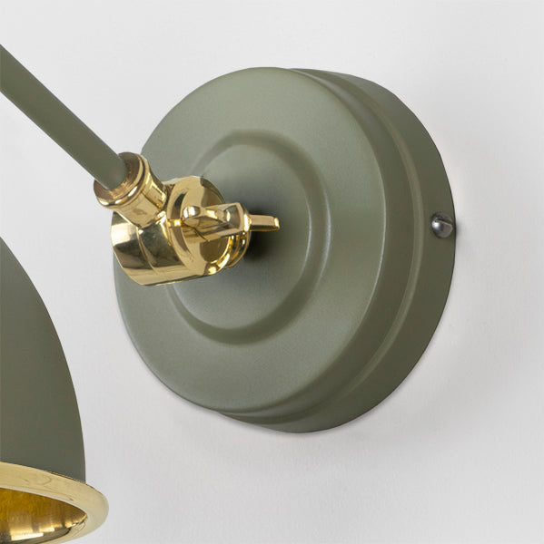 Smooth Brass Brindley Wall Light