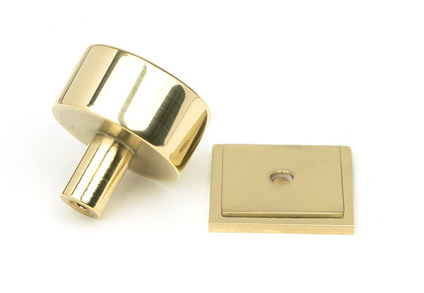 32mm Kelso Cabinet Knob Square Rose