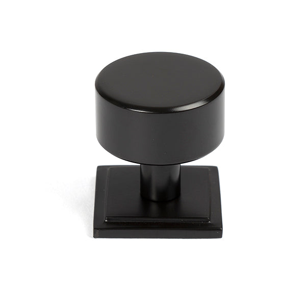 32mm Kelso Cabinet Knob Square Rose