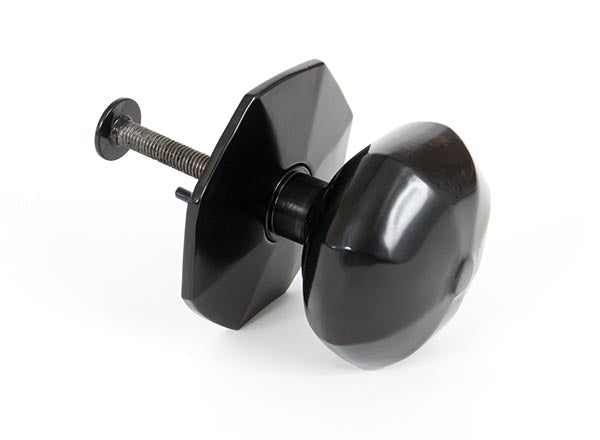 Octagonal Centre Door Knob External