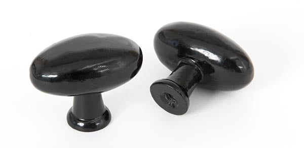 Oval Cabinet Knob (Blacksmith)