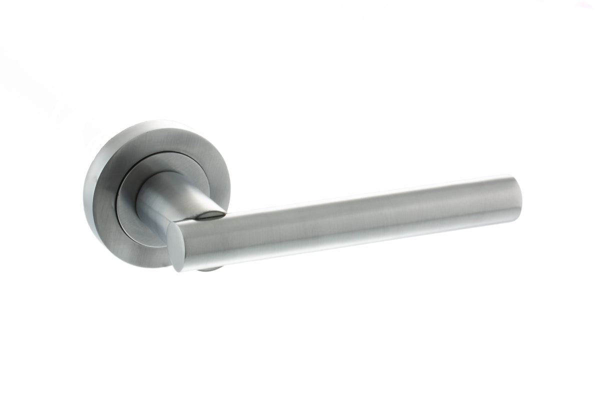 STATUS Nebraska Lever Door Handle on Round Rose