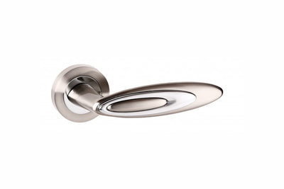 Senza Pari Elisse Lever Door Handle on Round Rose