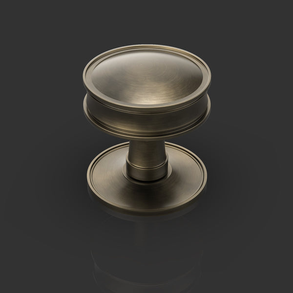 Oliver | Knights 'Agravain CDK' Centre Door Knob